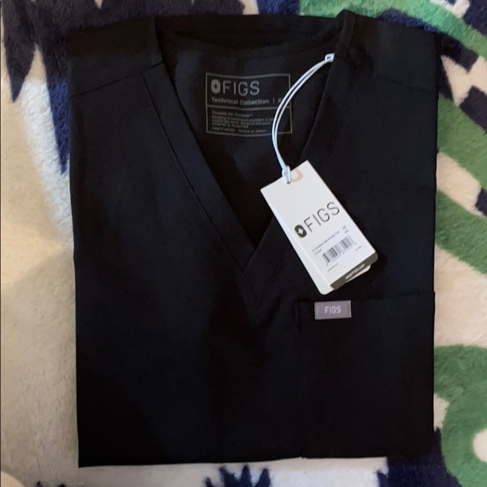 FIGS Catarina One Pocket Scrub Top